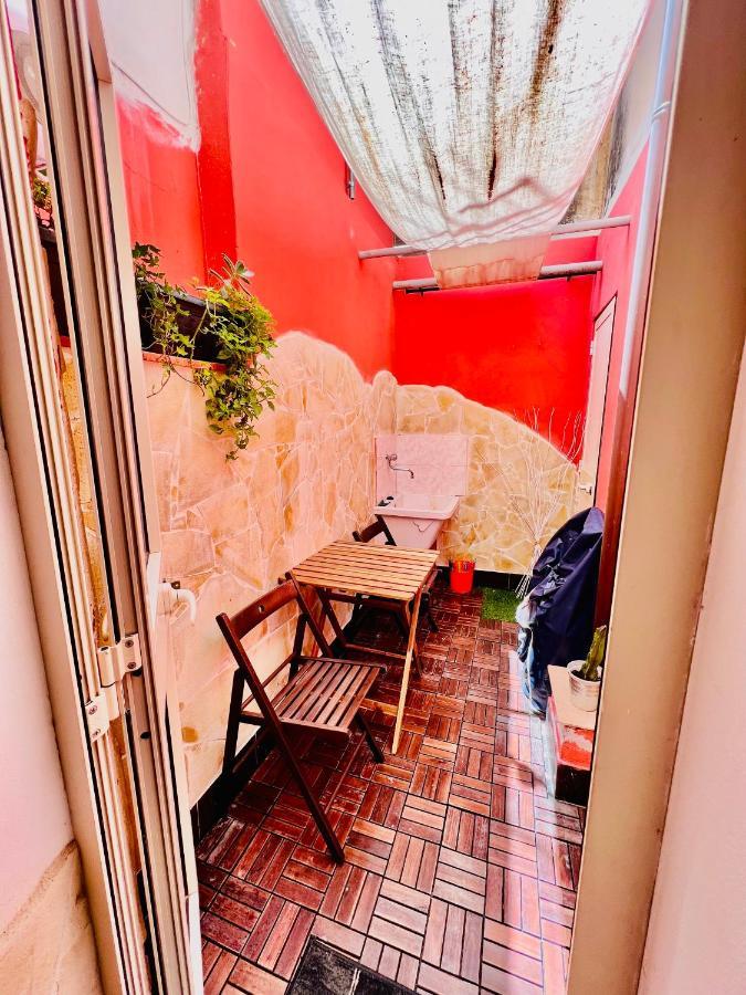 Il Mondo Catánia Buitenkant foto